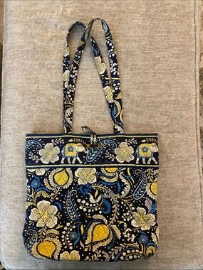 Vera Bradley Ellie Blue Paisley Elephant Retired Pattern highly sought after